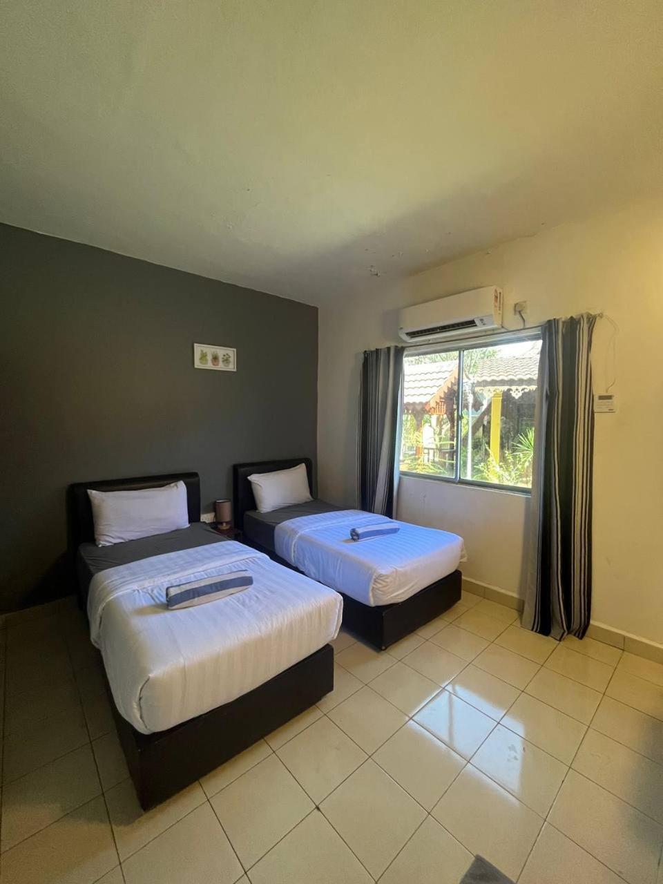 Sandy Beach Resort By Casa Loma Pantai Cenang  Eksteriør billede