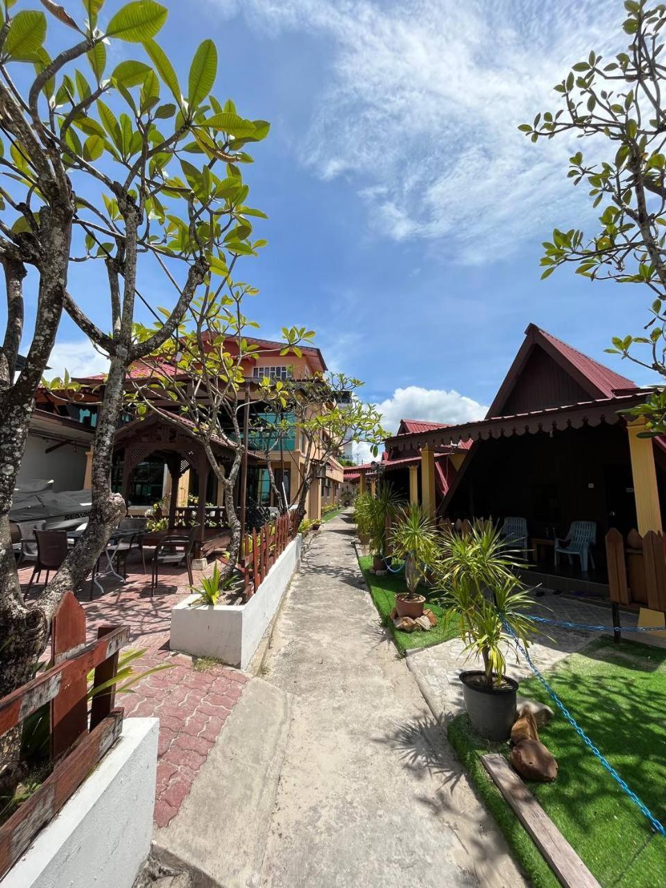 Sandy Beach Resort By Casa Loma Pantai Cenang  Eksteriør billede